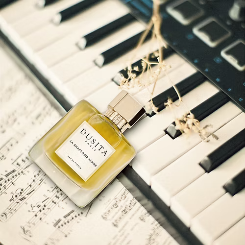 La Rhapsodie Noire By Parfums Dusita