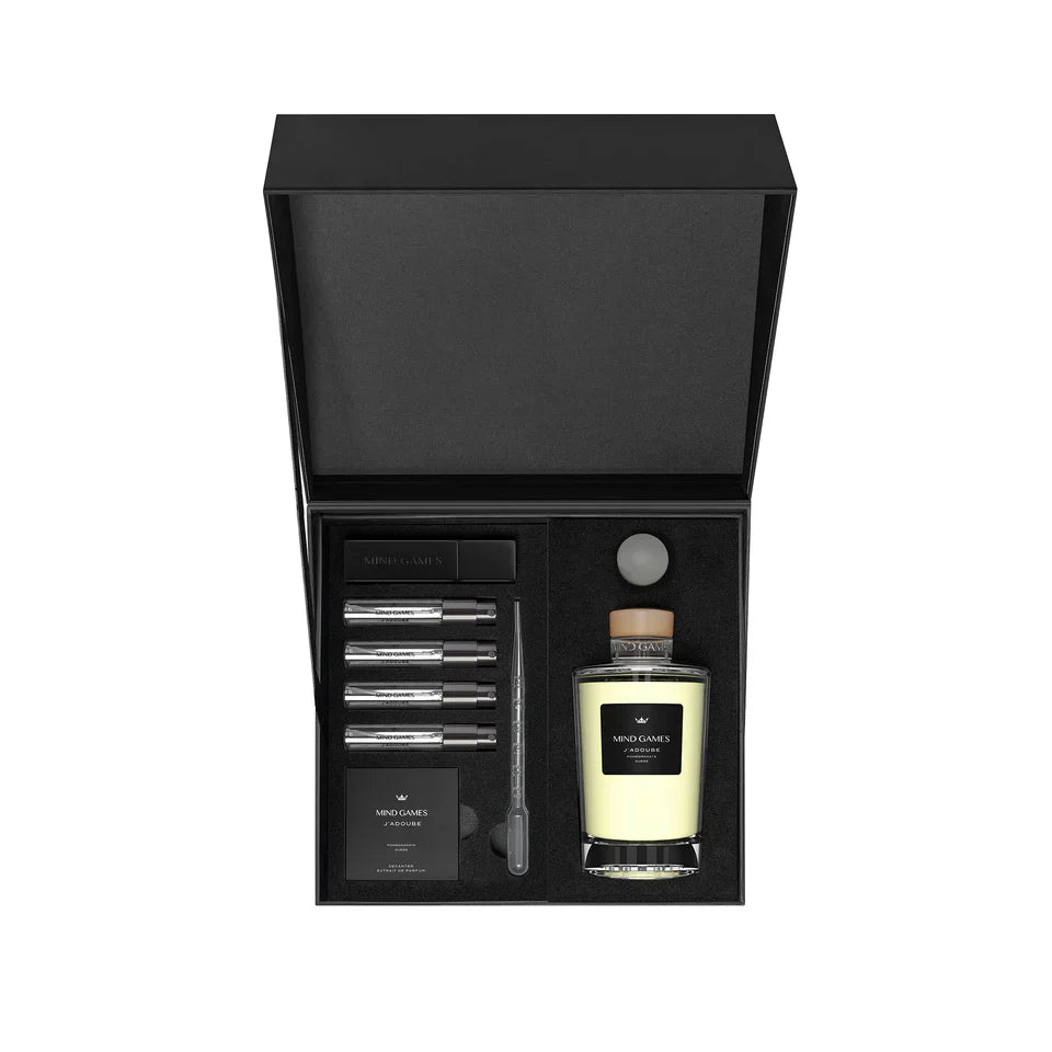 J’Adoube Crystal Decanter Set By Mind Games