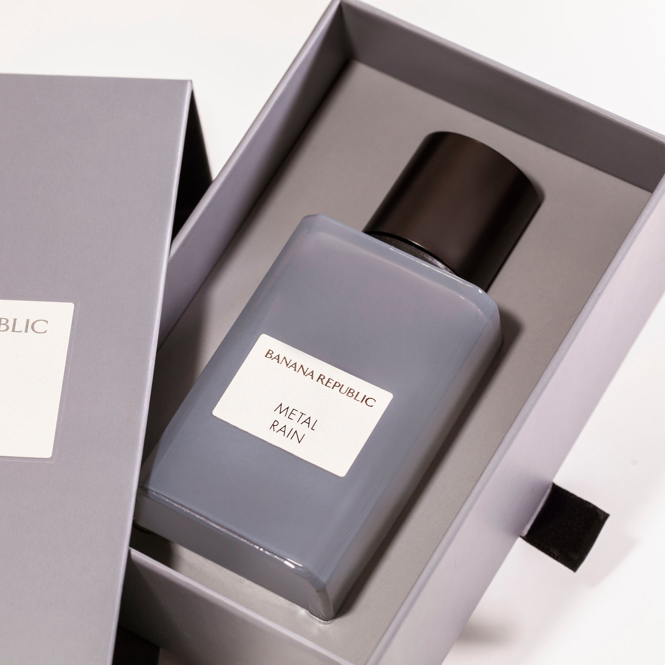 Icon Metal Rain Eau de Parfum By Banana Republic